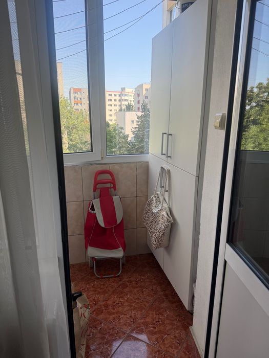 Vand Apartament 3 camere