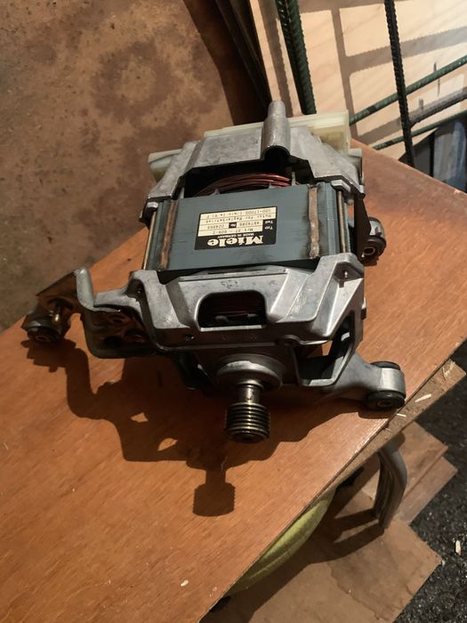 Motor masina spalat rufe Miele