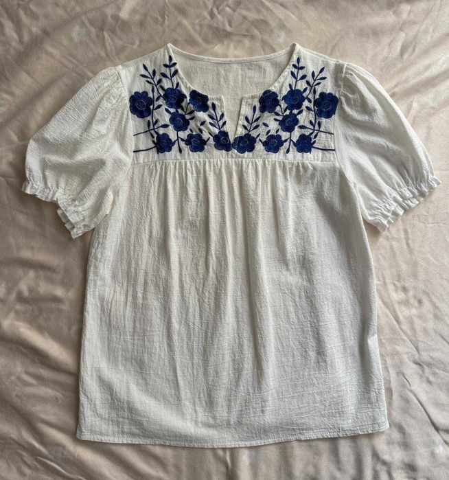 Vând tricou tip ie