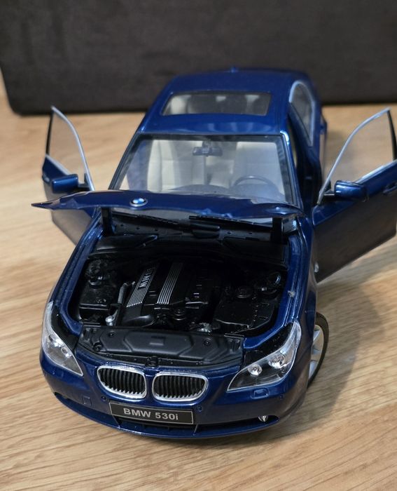 BMW модели 1:18 и 1:24