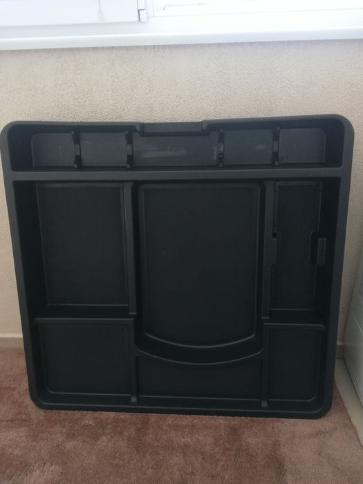 Органайзер за багажник на mercedes W211, (комби).