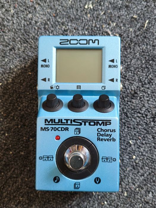Pedala multi effect Zoom ms 70cdr