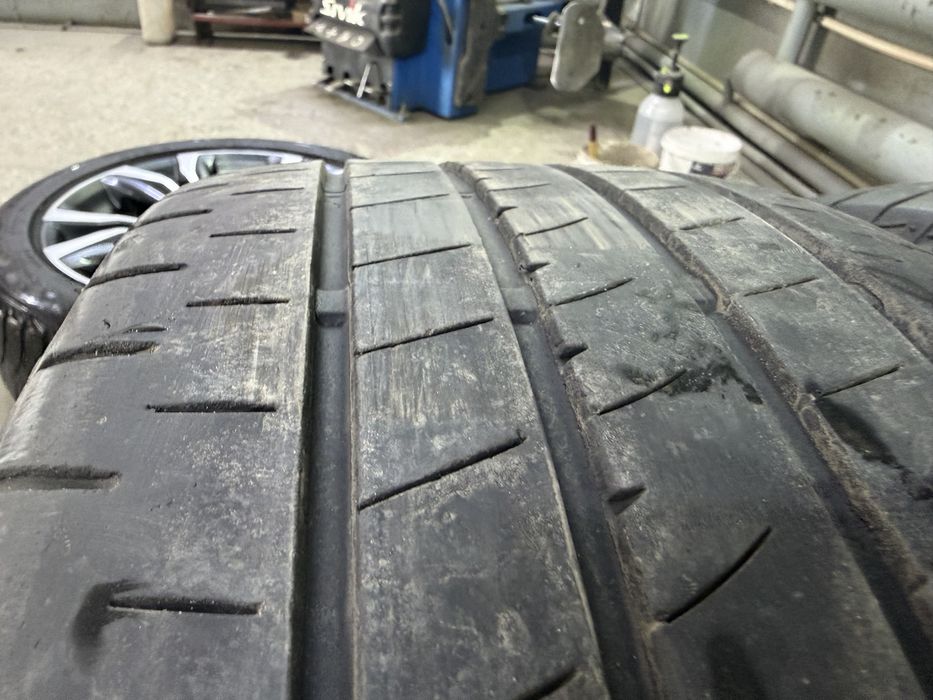 Колеса шины Bridgestone 235/45/18 летние