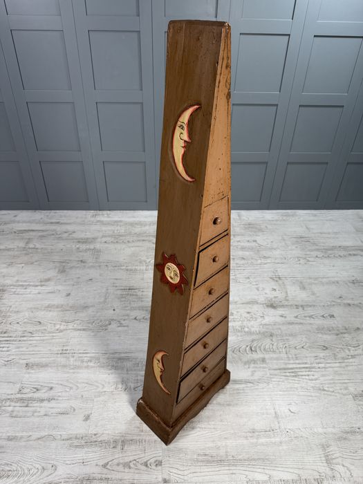 Примитивен детски шкаф с чекмеджета Р249