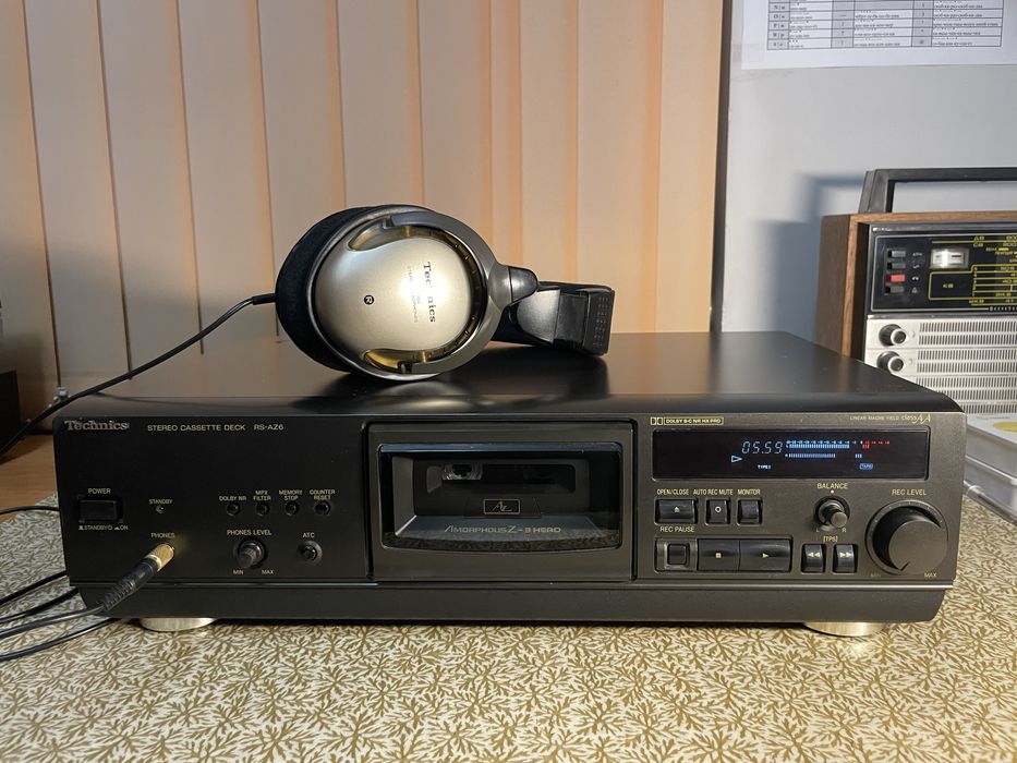 Кассетная дека Technics RS-AZ6