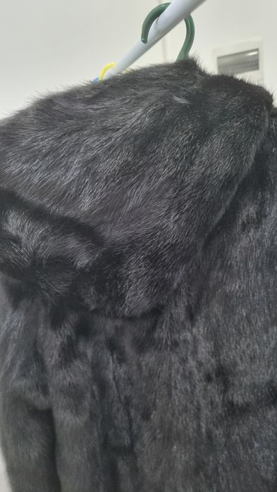 Продам норковую шубу