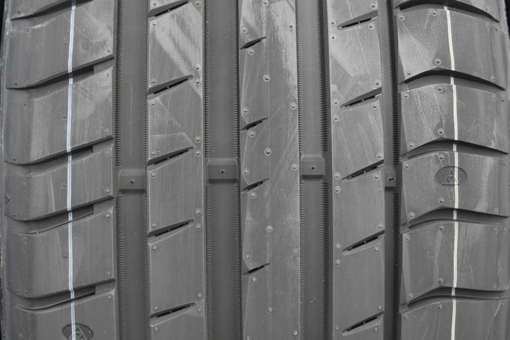 Anvelope vara noi 235/45R17, 97Y, XL, Triangle, DOT 2025