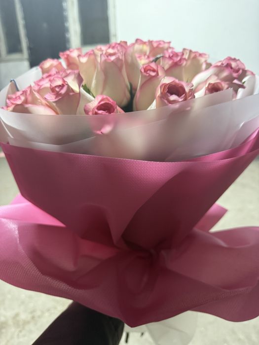 Розы свежие с запахом