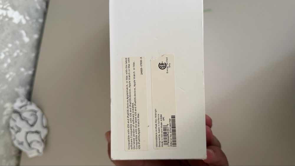 Apple AirPods Max в идеальном состоянии.