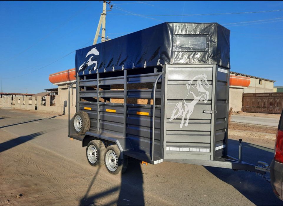 Коневозка  хит прицеп