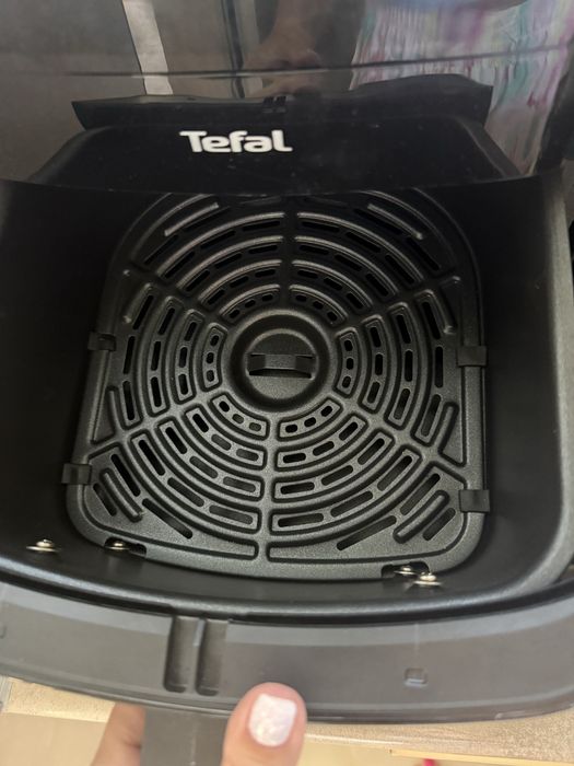 Air Fryer Tefal ca nou