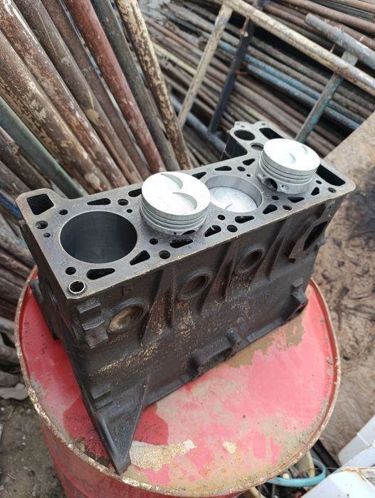 Блок ВАЗ 2106 расточные блок, а также коленвал компл.