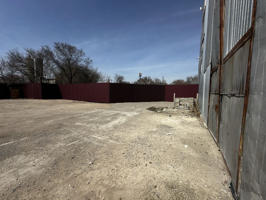 Огорожденная територия 800м2