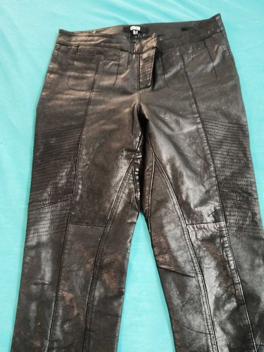 Дамски  панталон.