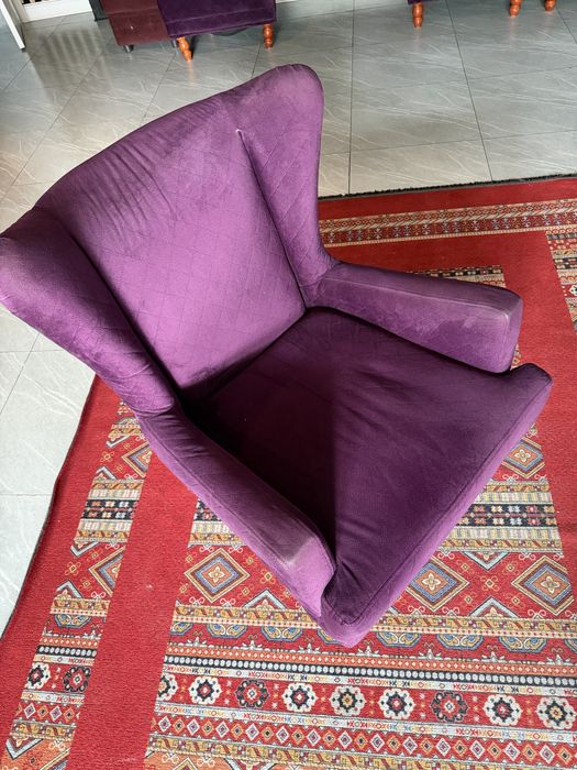 Продам мебель б/у(кафе)