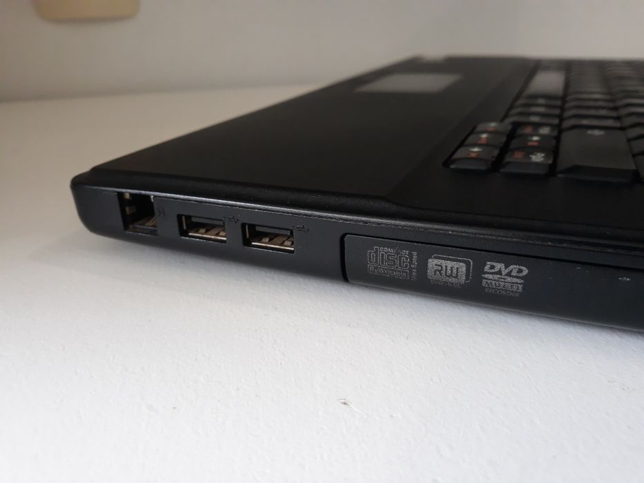 Лаптоп Компютър LENOVO 4446 G530 15.4" инча Intel Celeron 900 2.2 GHz