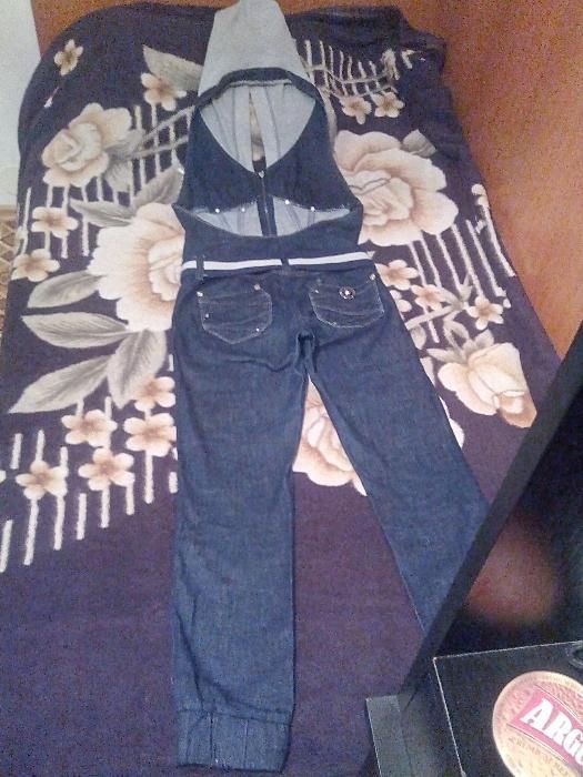 Vand salopeta dama 42-44, gluga, culoare albastru inchis, curea