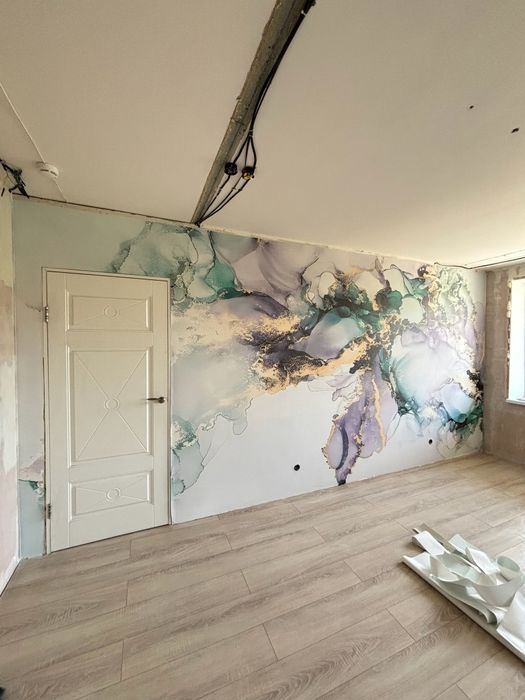 Поклейка обоев от 500-800