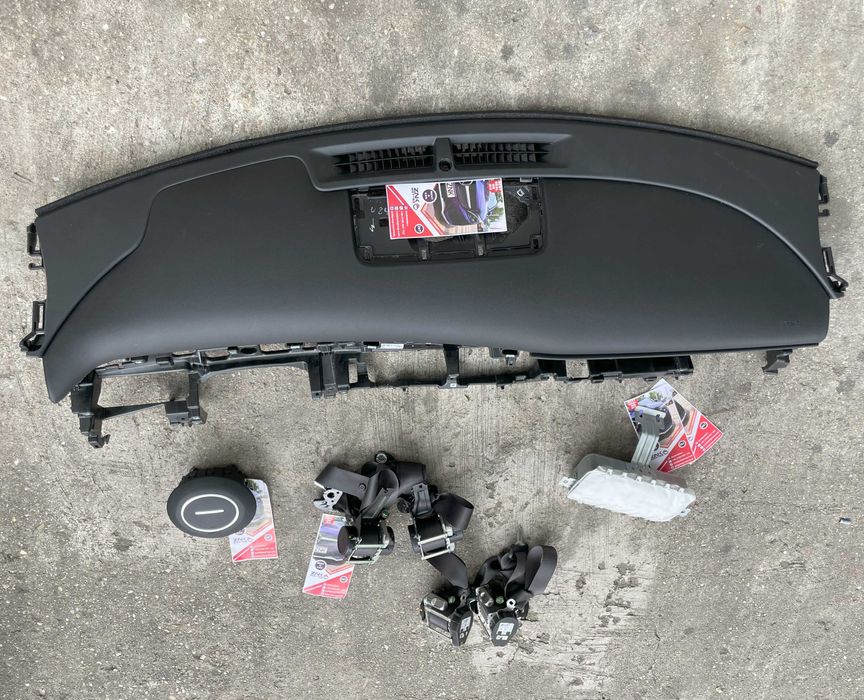 Hyundai Tucson 2025  kit airbag volan pasager - plansa bord - centuri