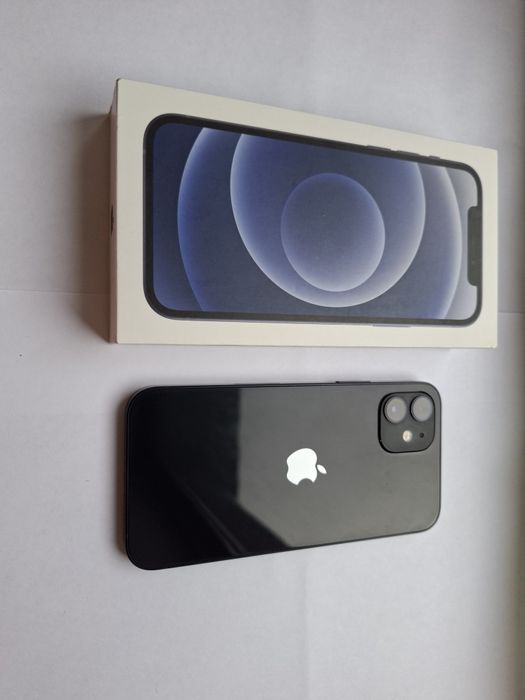 Смартфон Apple iPhone 12 64Гб Черный