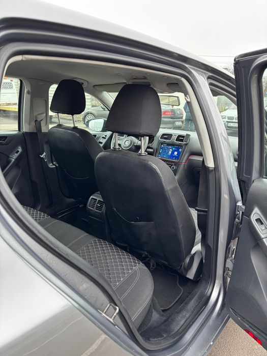 VOLKSWAGEN Golf 2010 — imagine 4