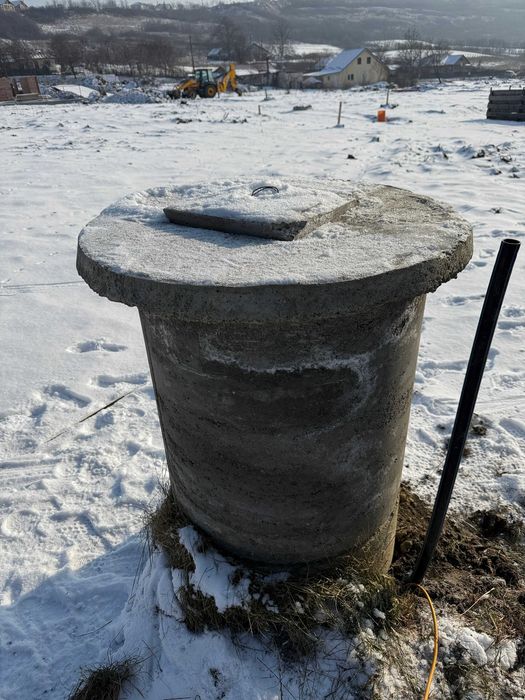 Capac beton fântână cu trapă - ideal pentru pompă submersibilă