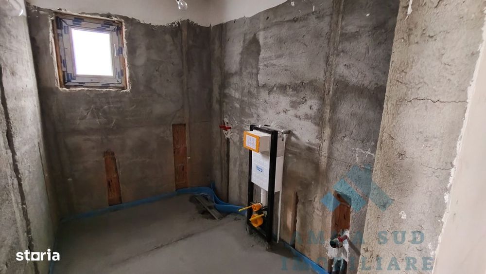 Vila - Spatiu Comercial - P + 1E + M - 360 mp - Comuna Frumusani