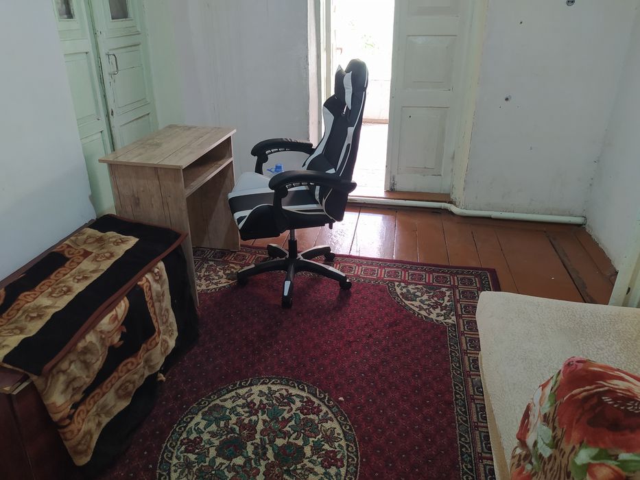 Kvartira, O'g'il bollaga 2 kishi kerak