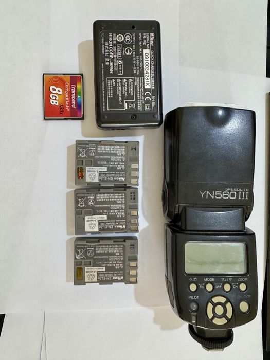 Nikon D700 FX Sotiladi