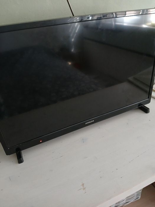 Телевизор Хитачи 24 инча