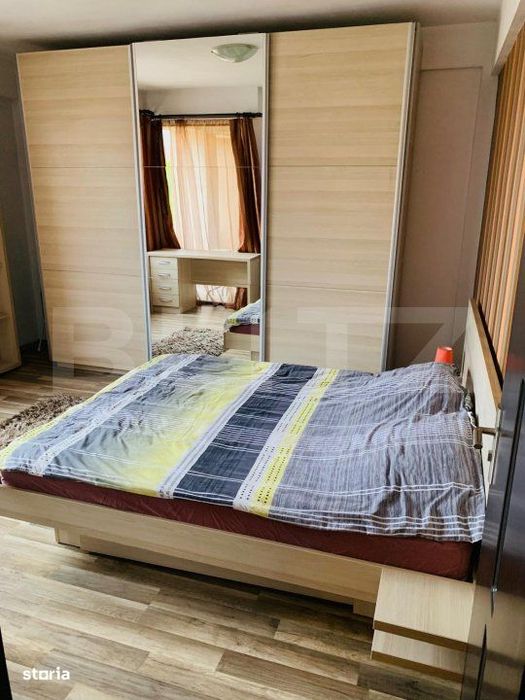 Apartament de vanzare, cu 2 camere, 54 mp, zona Cuza Voda