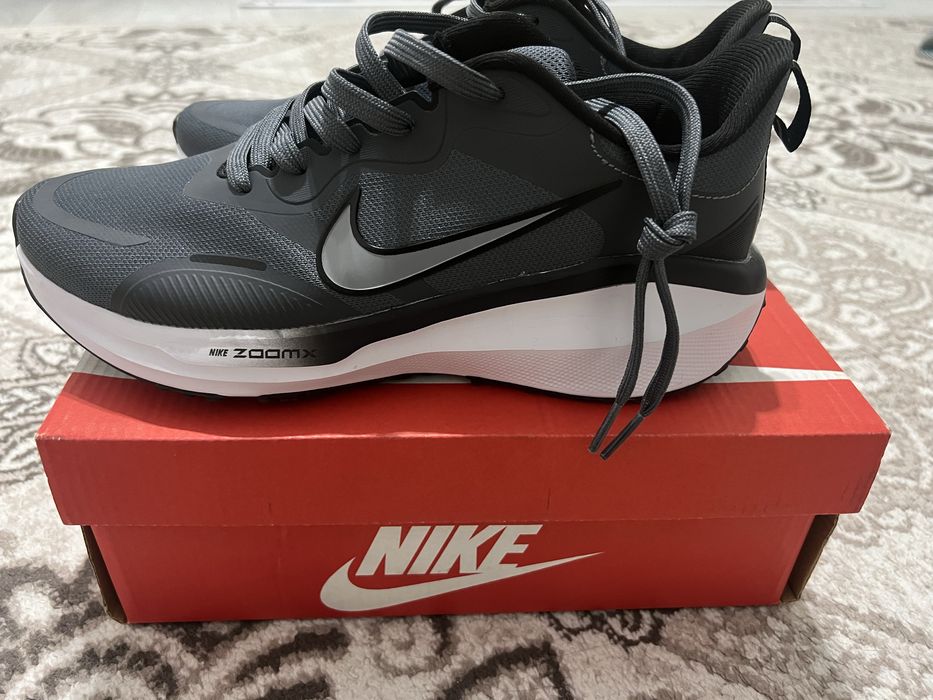 Кроссовки air zoom nike