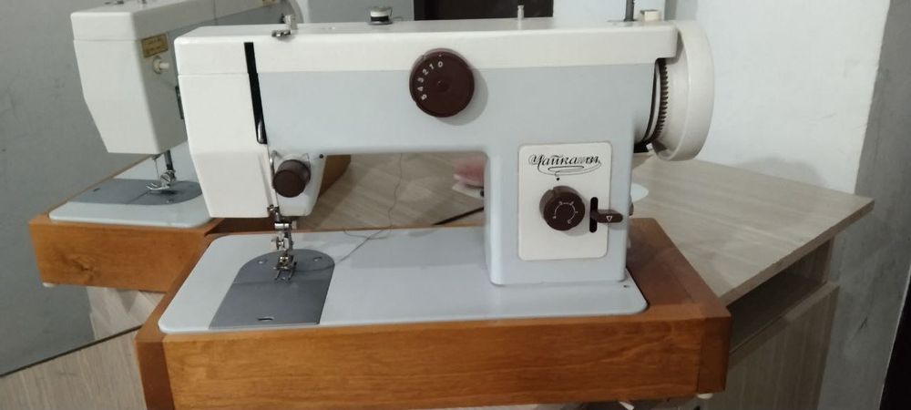 Продаю Швейную машину .