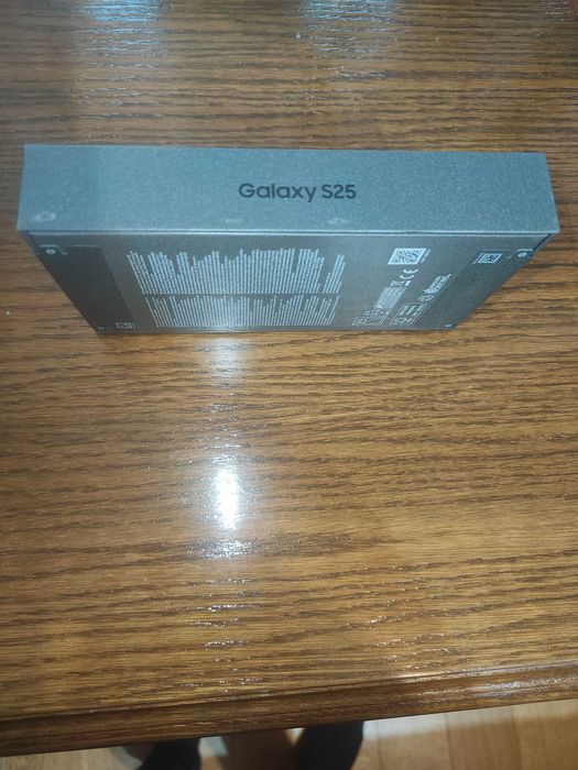 Samsung S25 12GB RAM 128GB