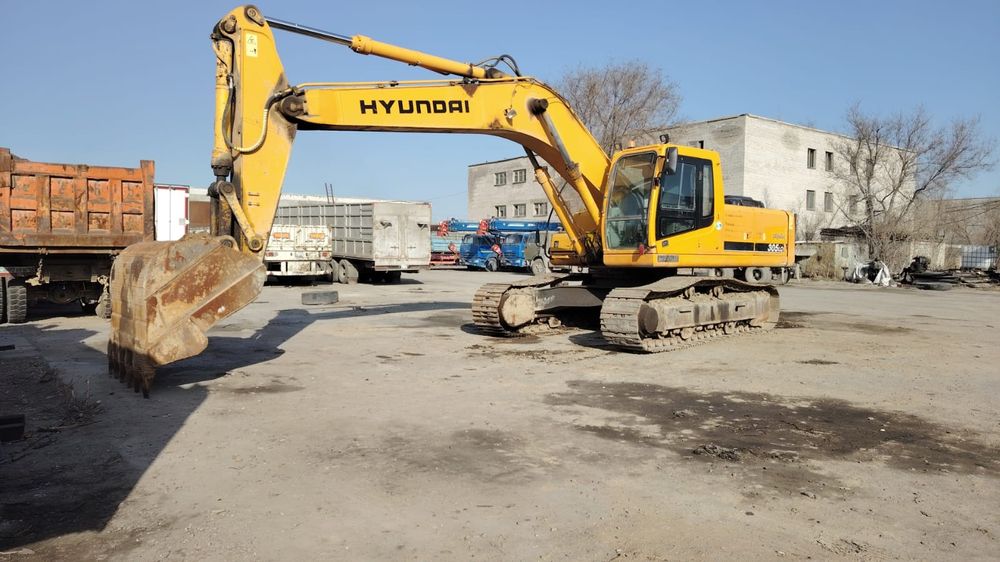 Продам экскаватор гусеничный досан 420