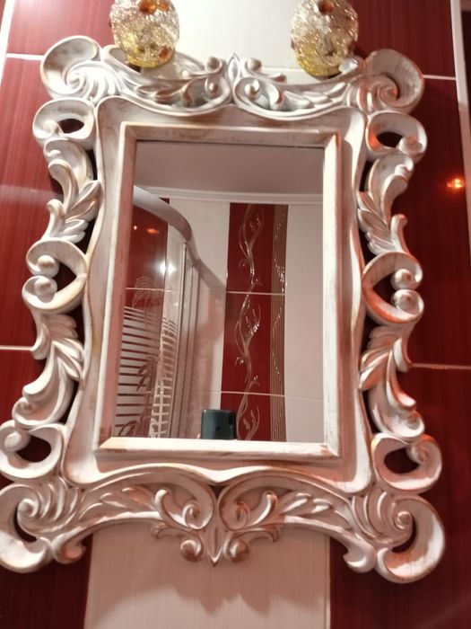 Oglindă decorativă alb auriu