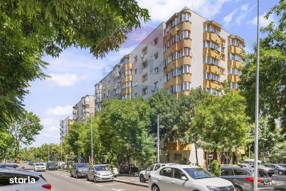 Apartament cu 4 camere de vânzare în zona Sebastian