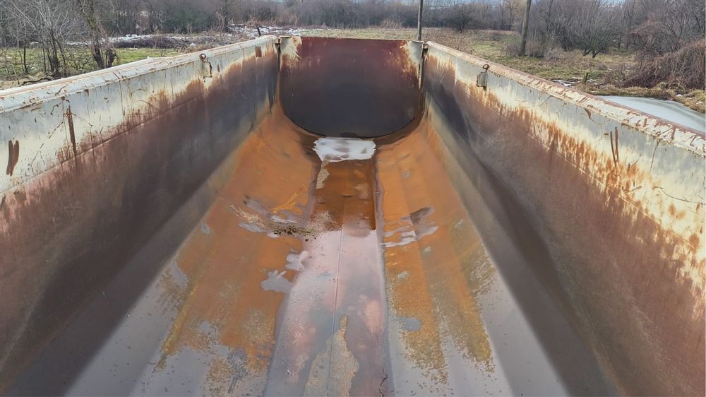 Vând bena  Schwarzmuler de otel