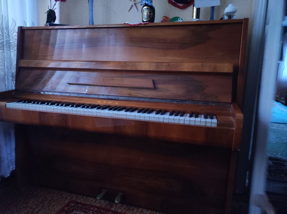 Пианино для занятий