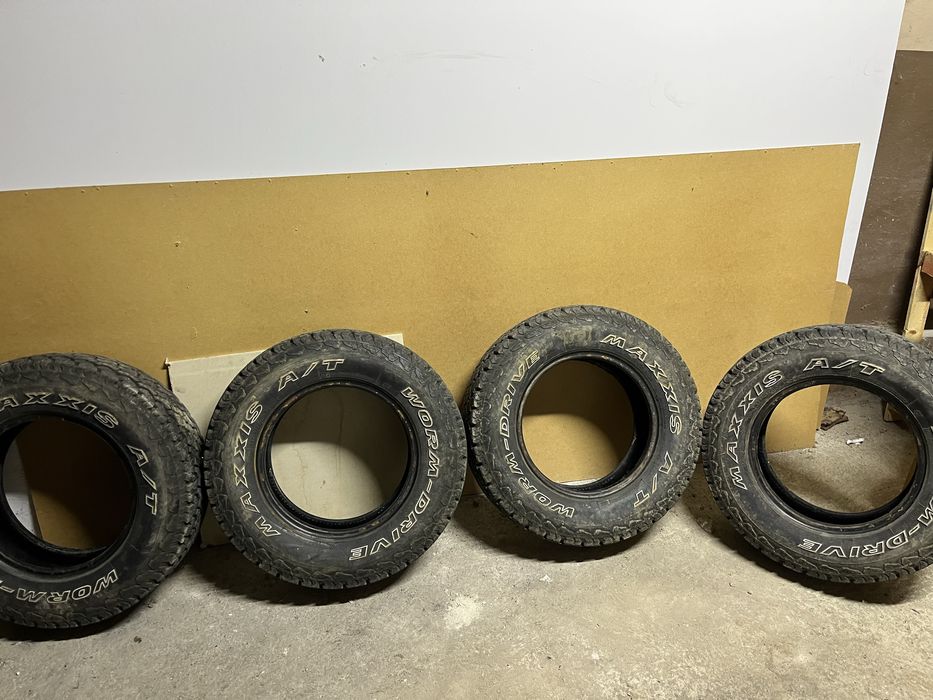 Гуми Maxxis A/T