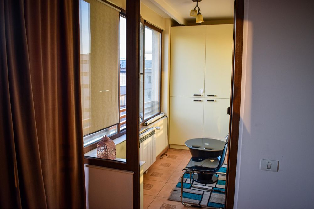 Vand apartament 2 camere Calea Vitan