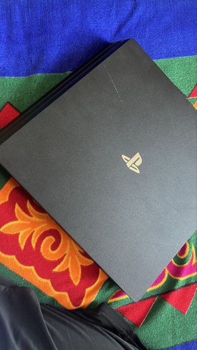 Ps4 pro ……………..