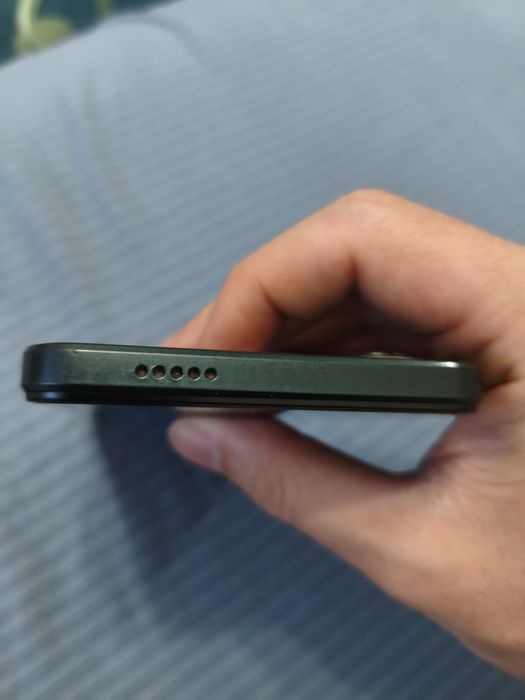 Телефон vivo Y03