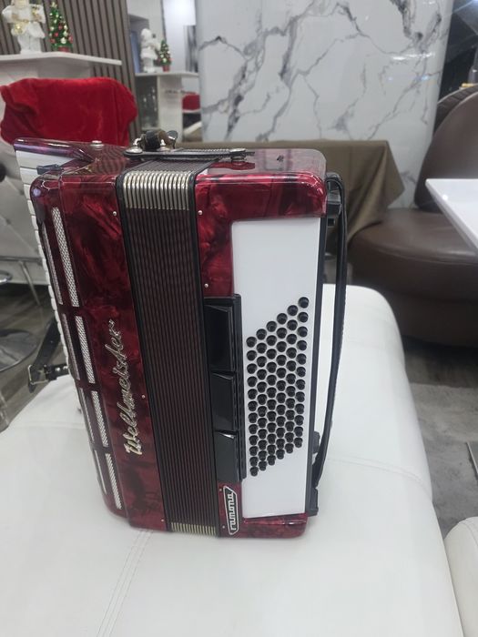 Acordeon Weltmeister 80 bași