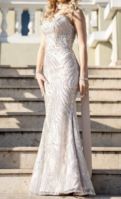 Rochie elegantă – mărimea XS, stare impecabilă