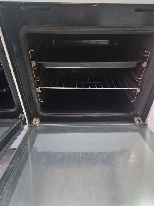 Свободностояща печка VossElectrolux 72 литра