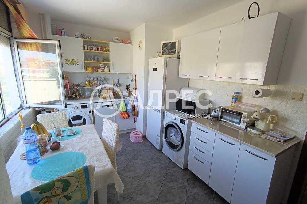 Тристаен тухлен апартамент