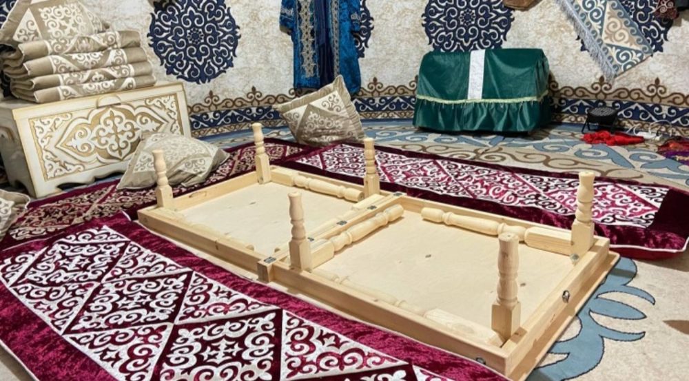 Стол трасформер 2/1 новый