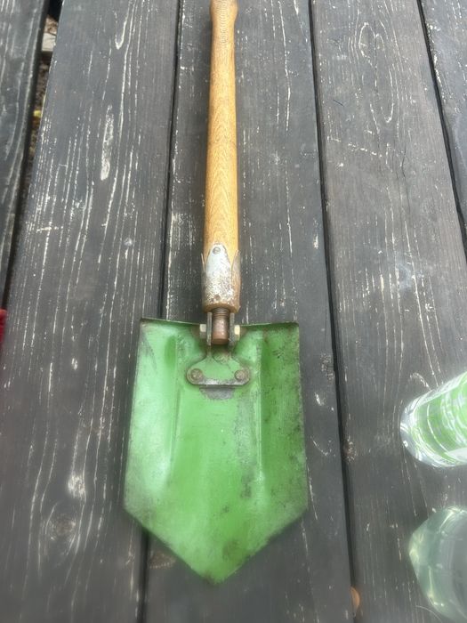 Lopată, cazma veche armată germană ddr