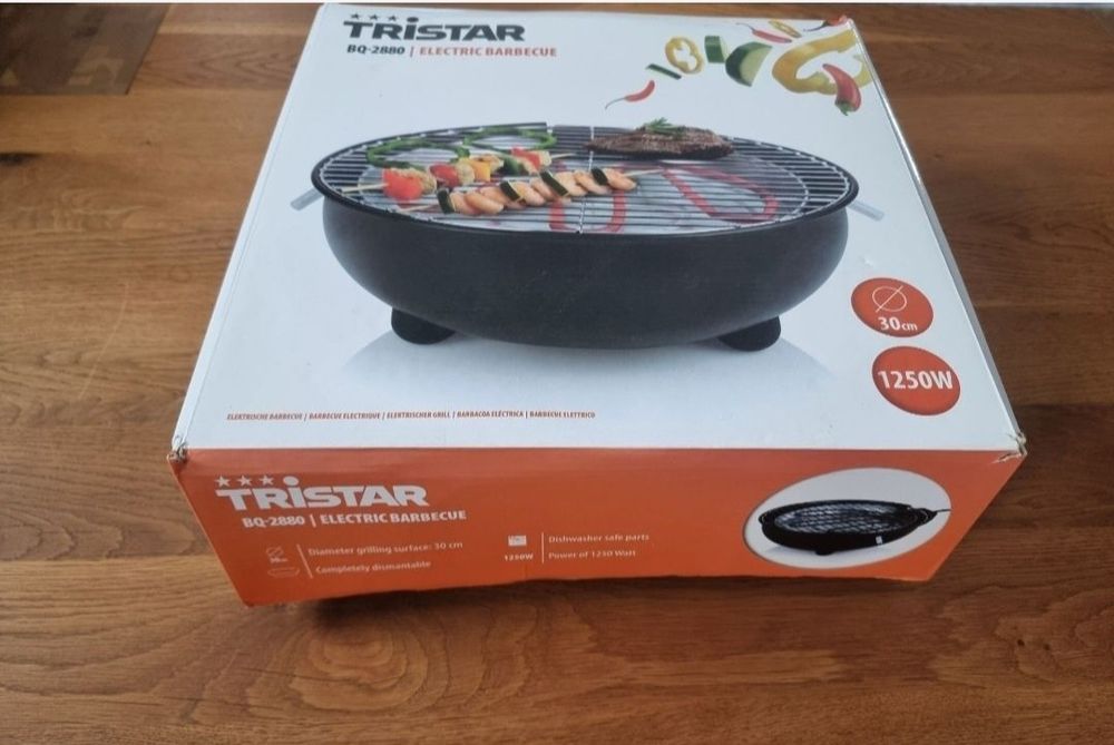 Gratar electric Tristar nou